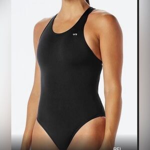 TYR Women's Durafast Elite Solid Maxfit Swims
